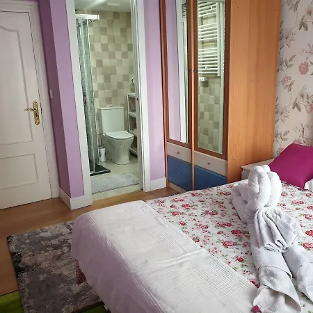 Con Bano Privado Homestay *
